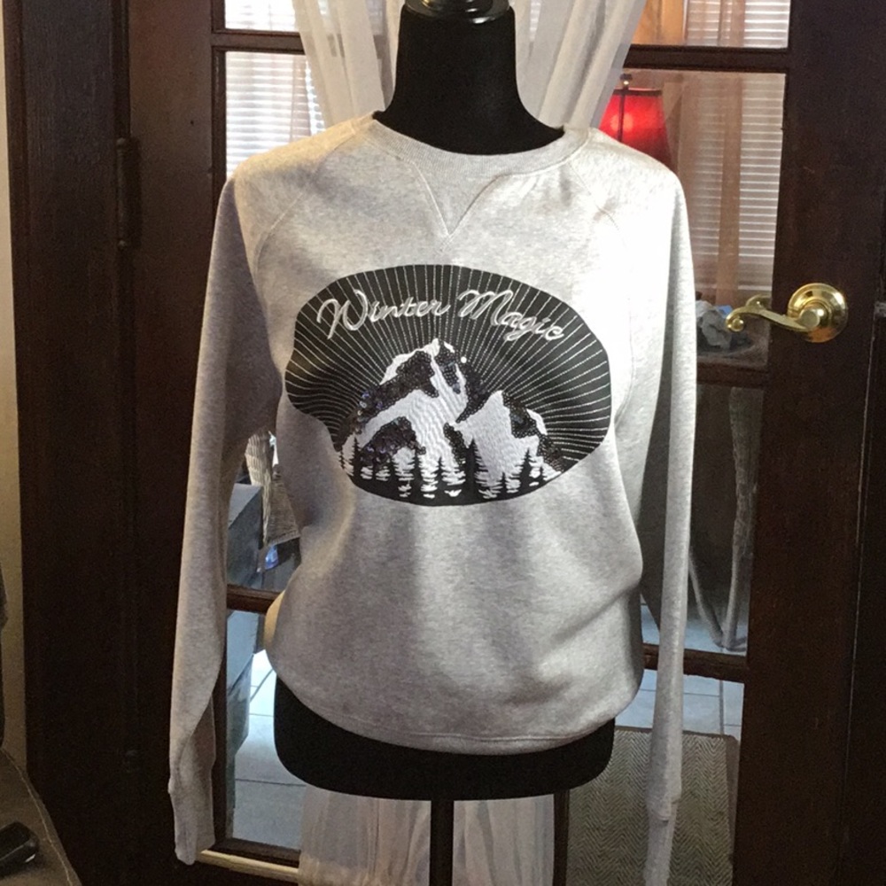 H&M soft grey Sweatshirt.